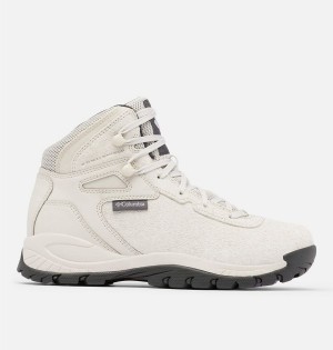 Columbia Newton Ridge BC Boot Women's Hiking Shoes White | ILCWDX-028