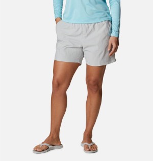 Columbia PFG Backcast Water Women's Shorts Grey | YFEGTC-481