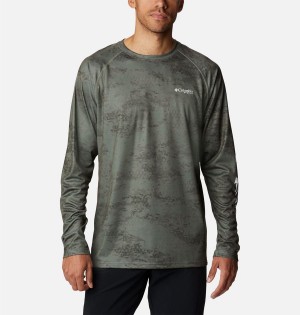 Columbia PFG Super Terminal Tackle Long Sleeve Men's T-Shirt Green | HNAVGX-189