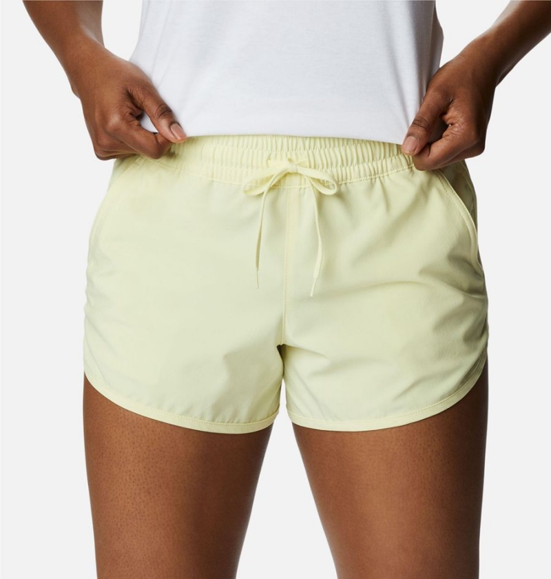 Columbia Bogata Bay Stretch Women's Shorts Green | KPYWFX-259