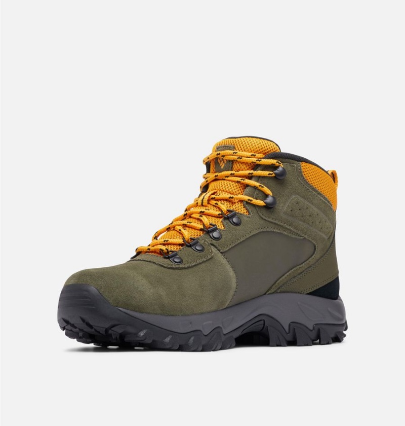 Columbia Newton Ridge Plus II Suede Waterproof Boot Men's Hiking Shoes Olive | LTMXZR-702