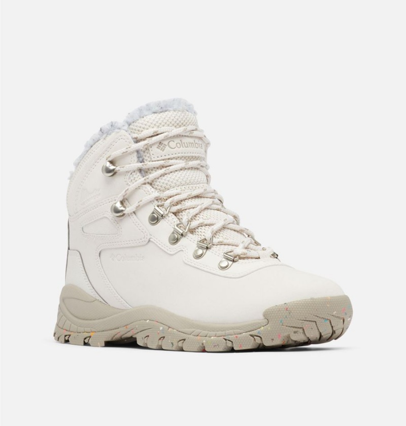 Columbia Newton Ridge Waterproof Omni Heat II Boot Women's Hiking Shoes White | BSZAIL-170