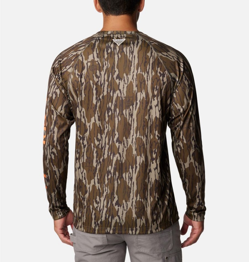 Columbia PHG Super Terminal Shot Long Sleeve Men's T-Shirt Brown | IAPUHS-471