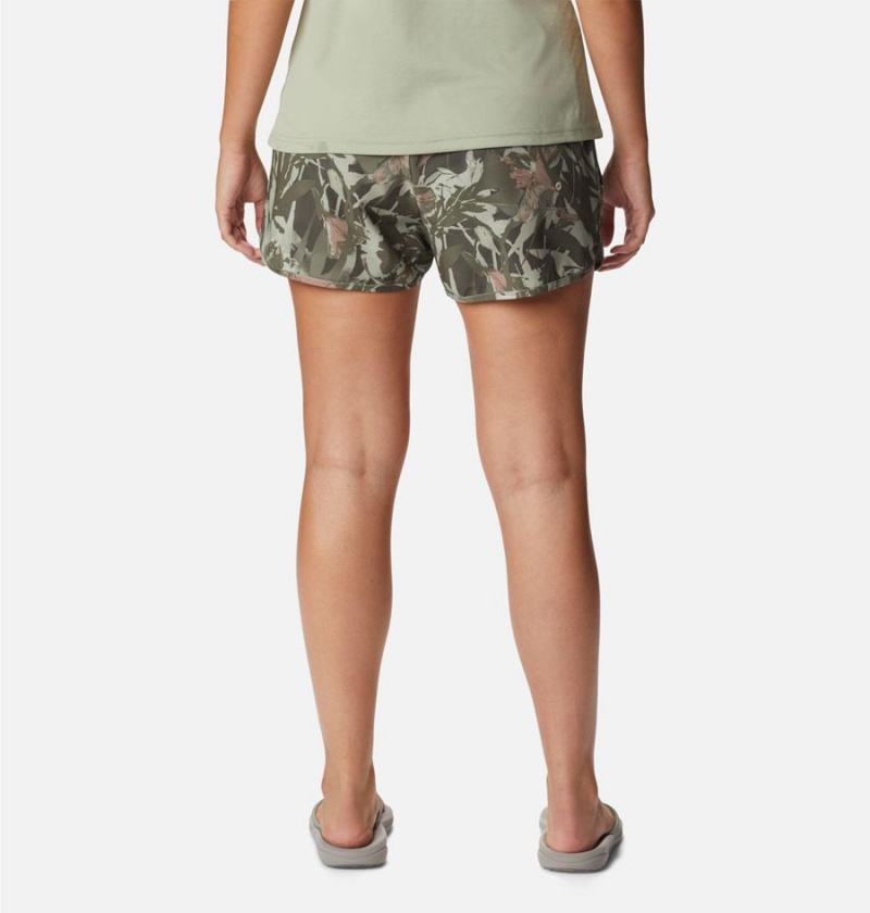 Columbia Pleasant Creek Stretch Women's Shorts Green | UTNQAZ-958