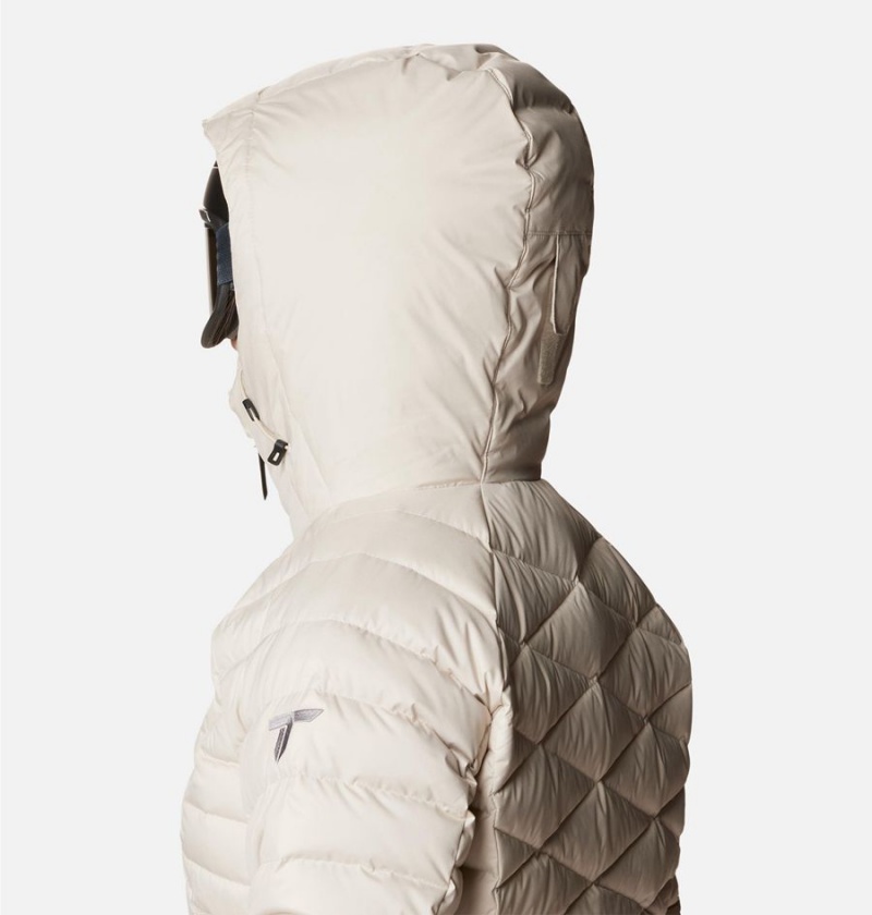 Columbia Roaring Fork Women's Puffer Jacket White | VFHNLM-135