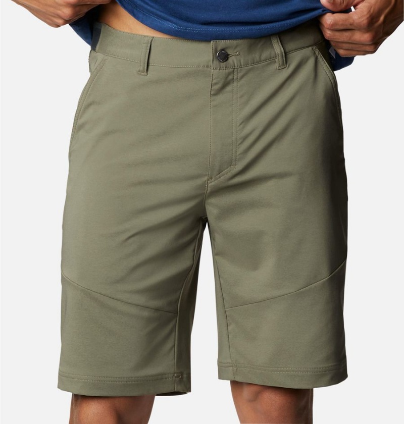 Columbia Tech Trail Men's Shorts Green | RDGWTL-654