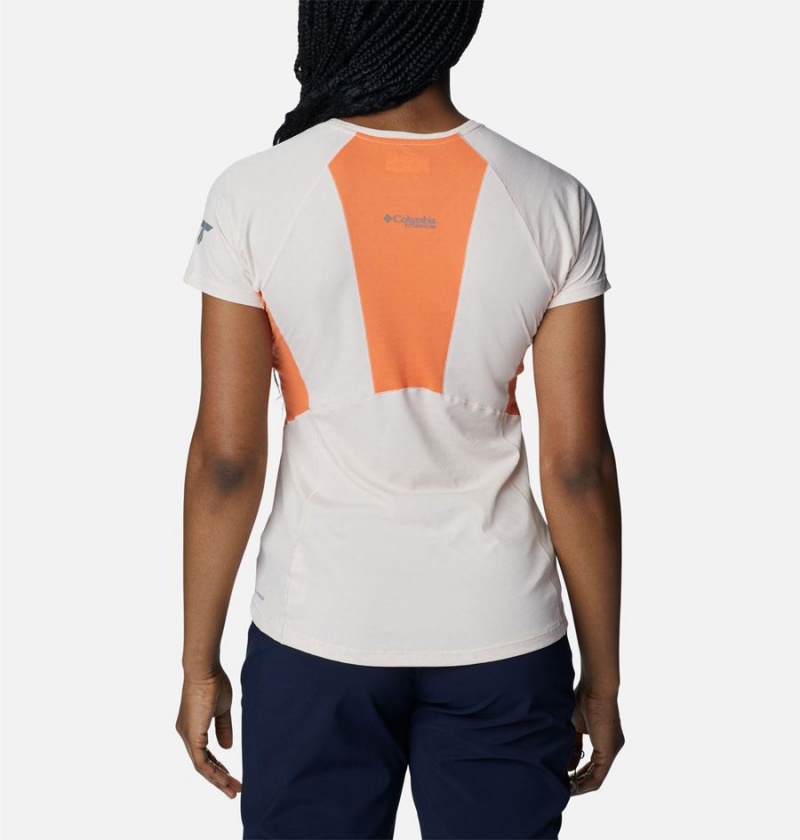 Columbia Titan Pass Ice Short Sleeve Women's T-Shirt White | EASMID-583