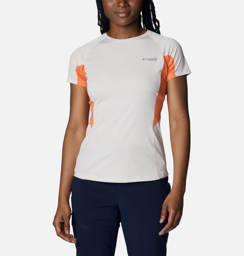 Columbia Titan Pass Ice Short Sleeve Women\'s T-Shirt White | EASMID-583